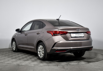 Подержанный автомобиль Hyundai Solaris Sedan 2020 года (7 фото)