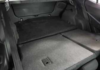 Подержанный автомобиль Toyota Auris Hatchback 2007 года (27 фото)