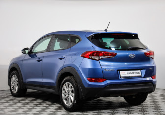 Подержанный автомобиль Hyundai Tucson 2016 года (7 фото)