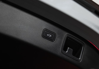 Подержанный автомобиль Zeekr X 2023 года (29 фото)