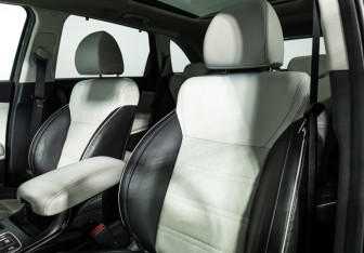 Подержанный автомобиль Kia Sorento 2018 года (23 фото)