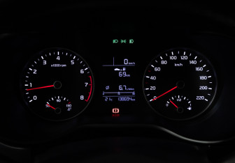 Подержанный автомобиль Kia Rio Sedan 2017 года (12 фото)