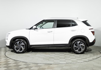 Подержанный автомобиль Hyundai Creta 2021 года (8 фото)