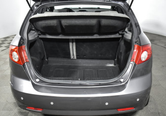 Подержанный автомобиль Chevrolet Lacetti Hatchback 2012 года (19 фото)