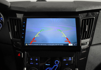 Подержанный автомобиль Hyundai Sonata 2012 года (19 фото)