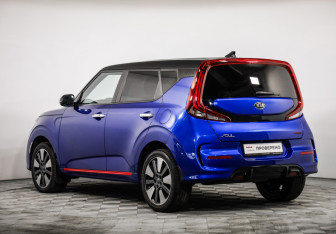 Подержанный автомобиль Kia Soul 2020 года (7 фото)