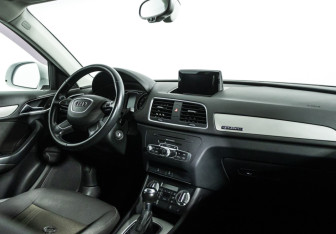 Подержанный автомобиль Audi Q3 2014 года (9 фото)