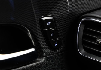 Подержанный автомобиль Hyundai Santa Fe 2022 года (22 фото)