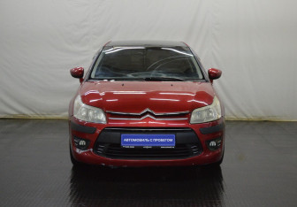 Подержанный автомобиль Citroen C4 Hatchback 2009 года (2 фото)