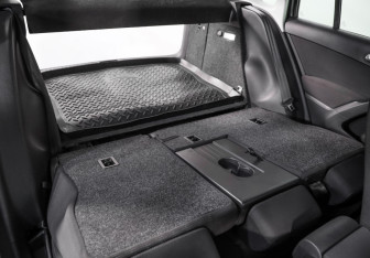Подержанный автомобиль Volkswagen Tiguan 2011 года (26 фото)