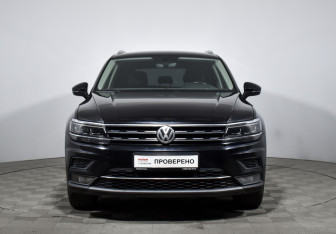 Подержанный автомобиль Volkswagen Tiguan 2018 года (2 фото)
