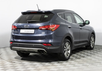 Подержанный автомобиль Hyundai Santa Fe 2013 года (5 фото)