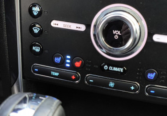 Подержанный автомобиль Ford Explorer 2018 года (26 фото)