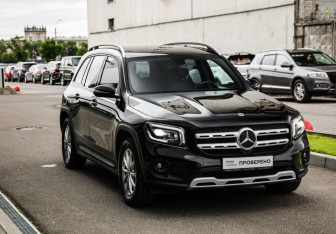 Подержанный автомобиль Mercedes-Benz GLB 2020 года (5 фото)