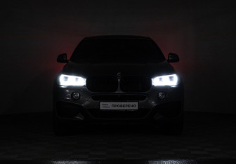 Подержанный автомобиль BMW X6 2017 года (32 фото)