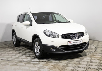 Подержанный автомобиль Nissan Qashqai 2013 года (3 фото)