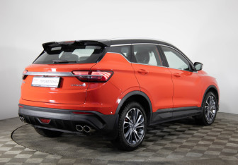 Подержанный автомобиль Geely Coolray 2022 года (5 фото)