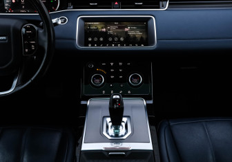Подержанный автомобиль Land Rover Range Rover Evoque 2020 года (17 фото)