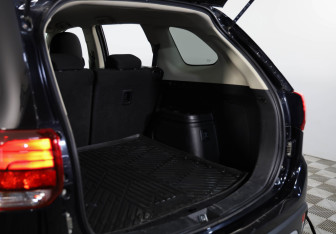 Подержанный автомобиль Mitsubishi Outlander 2019 года (21 фото)