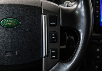 Подержанный автомобиль Land Rover Freelander 2010 года (15 фото)