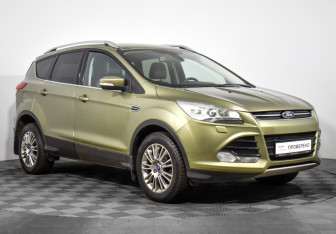 Подержанный автомобиль Ford Kuga 2013 года (3 фото)