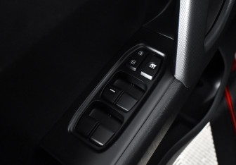 Подержанный автомобиль Hyundai Creta 2020 года (10 фото)