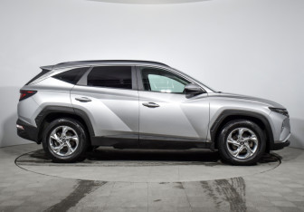 Подержанный автомобиль Hyundai Tucson 2021 года (4 фото)