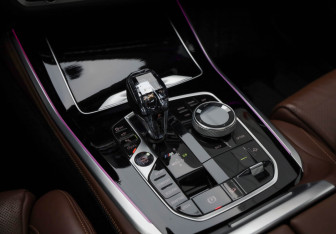 Подержанный автомобиль BMW X5 2019 года (22 фото)