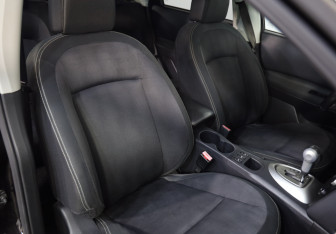 Подержанный автомобиль Nissan Qashqai 2010 года (20 фото)