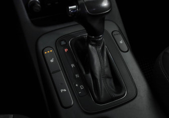 Подержанный автомобиль Kia Cerato Sedan 2014 года (18 фото)