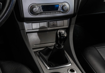 Подержанный автомобиль Ford Focus Sedan 2008 года (11 фото)