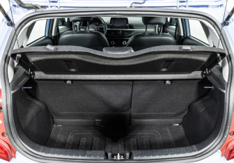 Подержанный автомобиль Kia Picanto 2022 года (25 фото)