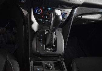 Подержанный автомобиль Ford Kuga 2018 года (18 фото)