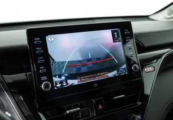 Подержанный автомобиль Toyota Camry Sedan 2022 года (16 фото)