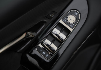 Подержанный автомобиль Voyah Free 2024 года (25 фото)