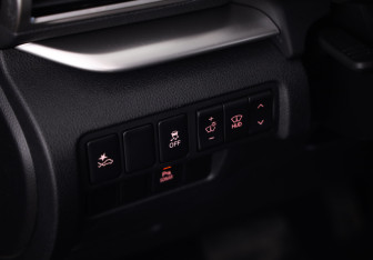 Подержанный автомобиль Mitsubishi Eclipse Cross 2019 года (22 фото)
