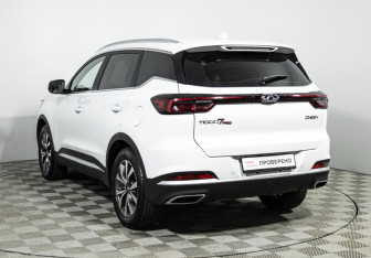 Подержанный автомобиль Chery Tiggo 7 Pro 2023 года (7 фото)