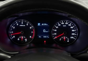 Подержанный автомобиль Kia Rio Sedan 2020 года (18 фото)