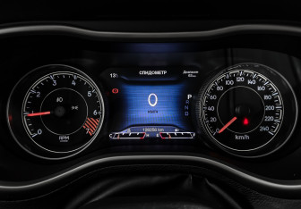 Подержанный автомобиль Jeep Cherokee 2014 года (20 фото)