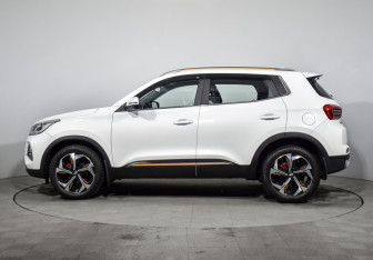 Подержанный автомобиль Chery Tiggo 4 Pro 2022 года (8 фото)