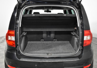 Подержанный автомобиль Skoda Yeti 2014 года (20 фото)