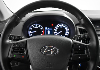 Подержанный автомобиль Hyundai Creta 2018 года (17 фото)