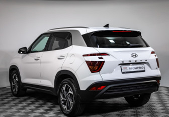 Подержанный автомобиль Hyundai Creta 2021 года (7 фото)