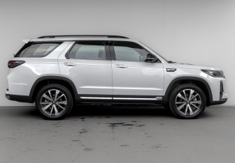 Новый Changan CS95 2024 (4 фото)