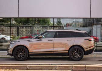 Подержанный автомобиль Land Rover Range Rover Velar 2018 года (9 фото)