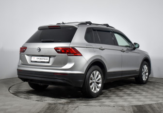 Подержанный автомобиль Volkswagen Tiguan 2019 года (5 фото)