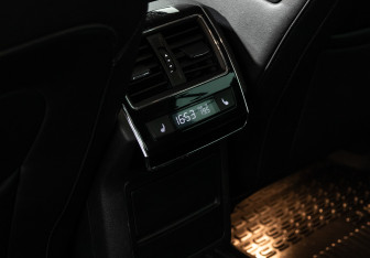 Подержанный автомобиль Skoda Superb Liftback 2018 года (22 фото)