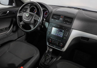 Подержанный автомобиль Skoda Yeti 2012 года (9 фото)