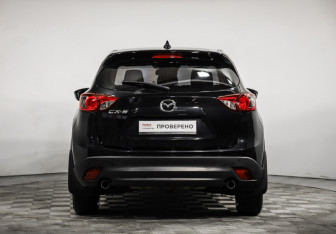 Подержанный автомобиль Mazda CX-5 2013 года (6 фото)
