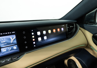 Подержанный автомобиль Voyah Free 2023 года (19 фото)